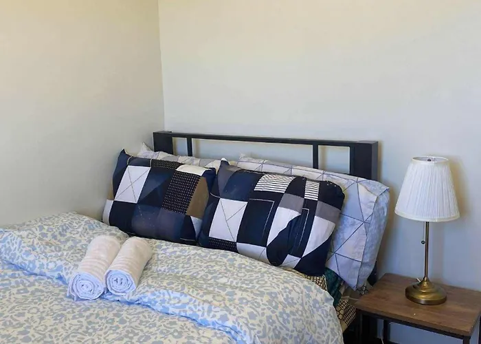 Apartamento 2 Bedroom Near Bgc And Cbd View Balcony Full Kitchen Self Check In Prisma Pasig *